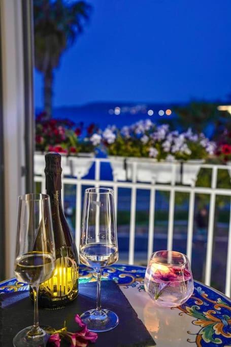 Aquamar Bed And Breakfast Crotone Eksteriør bilde