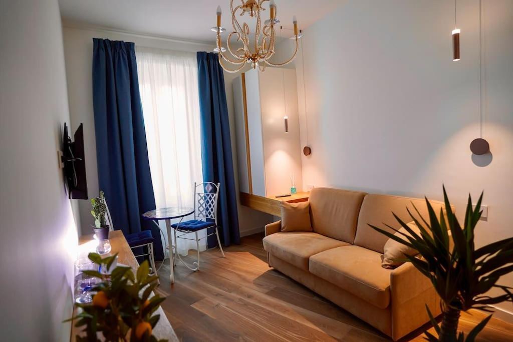 Aquamar Bed And Breakfast Crotone Eksteriør bilde