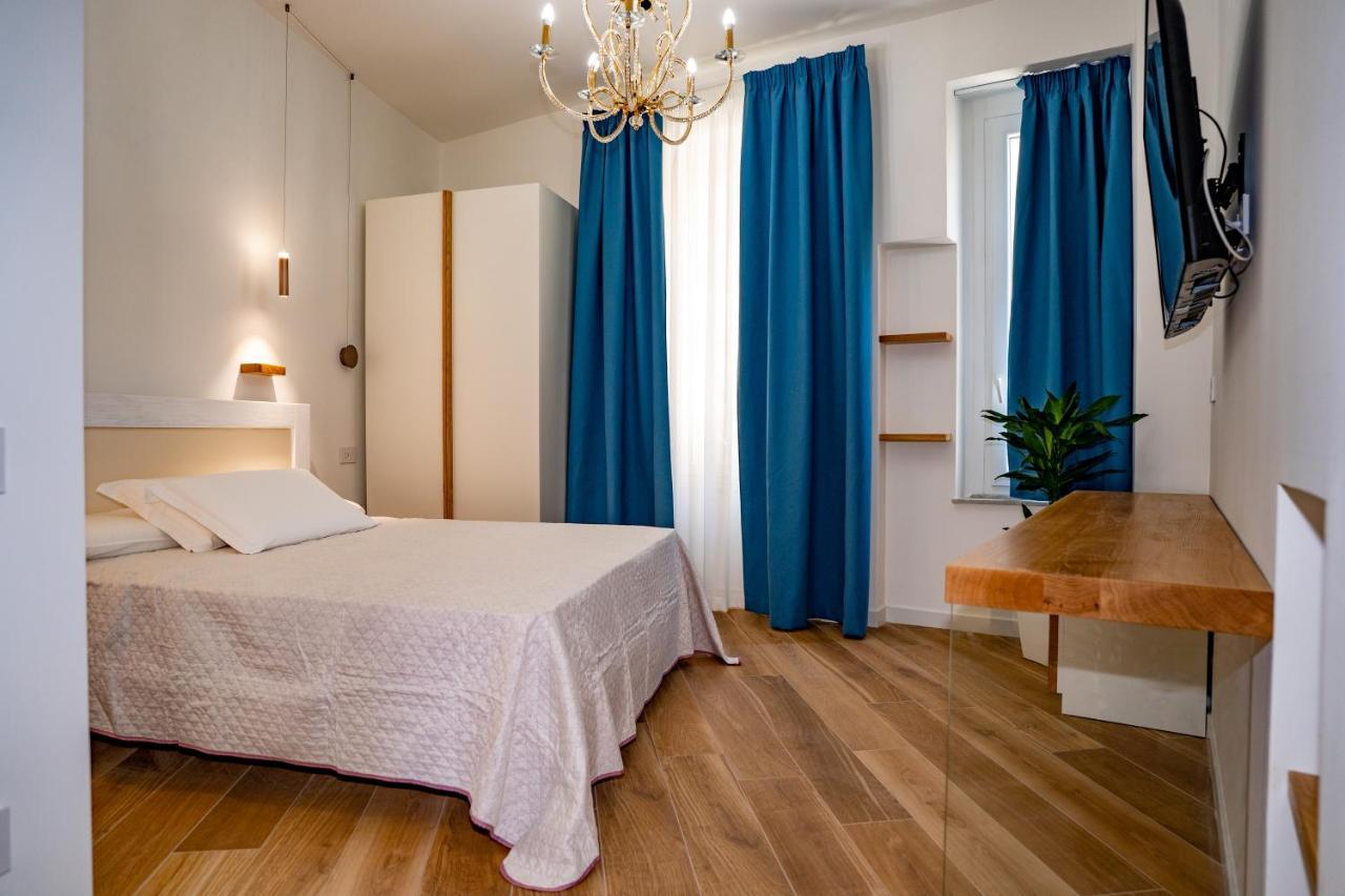 Aquamar Bed And Breakfast Crotone Eksteriør bilde